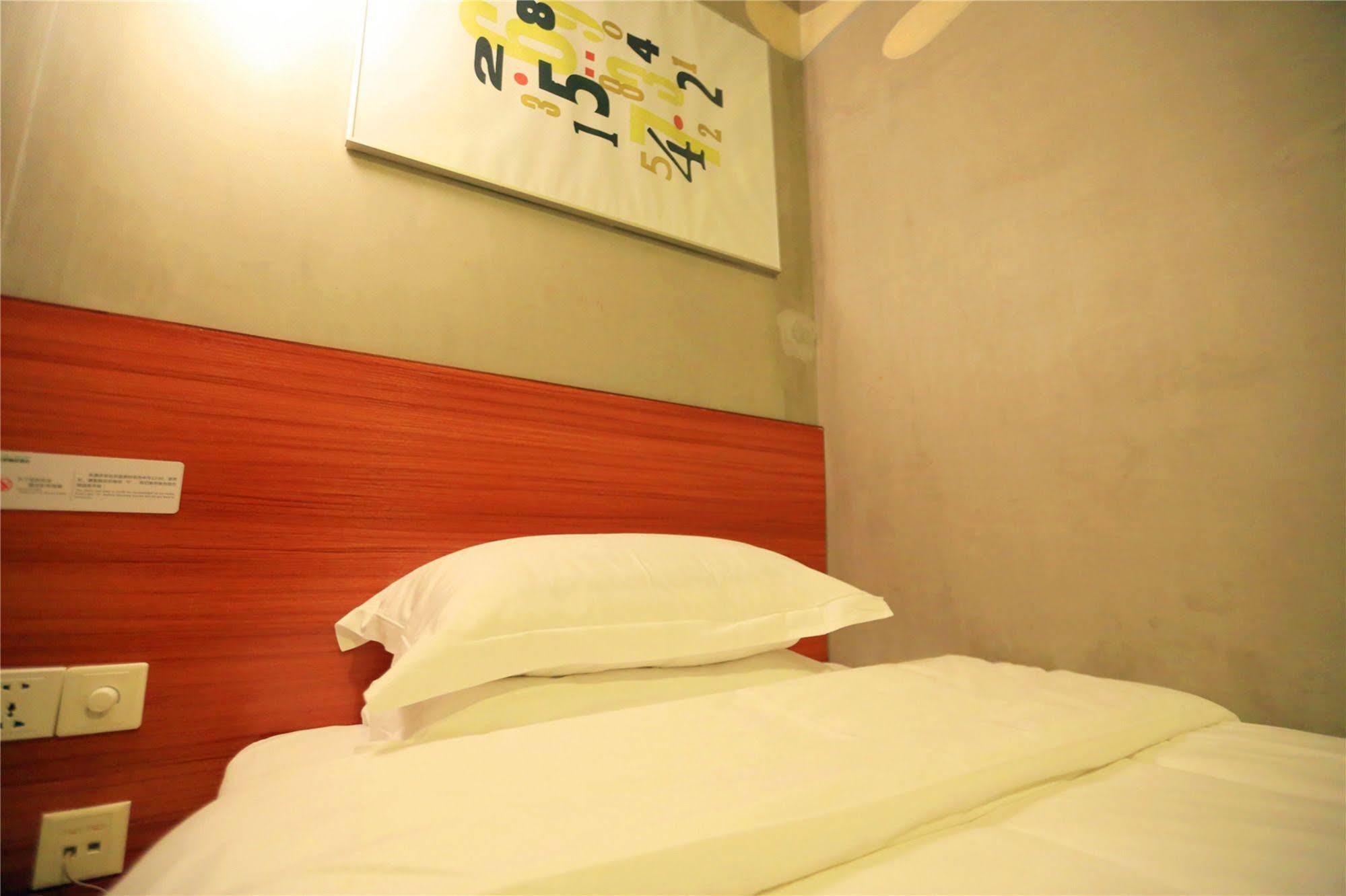 Shenzhen Dongmen Colour Hotel Dış mekan fotoğraf